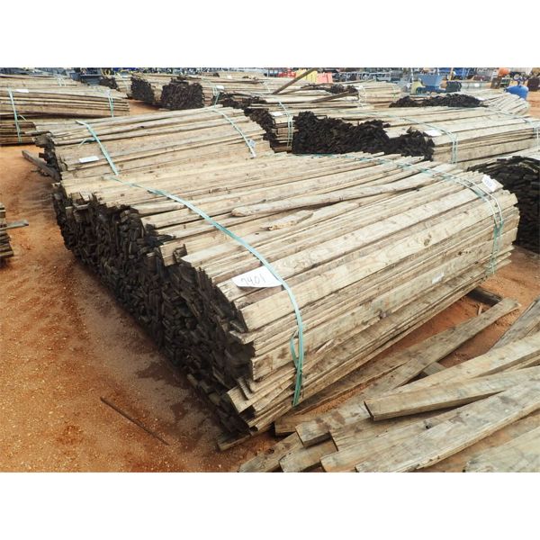 (1) bundle of 1x4x8 reclaimed kill dry southern yellow pine