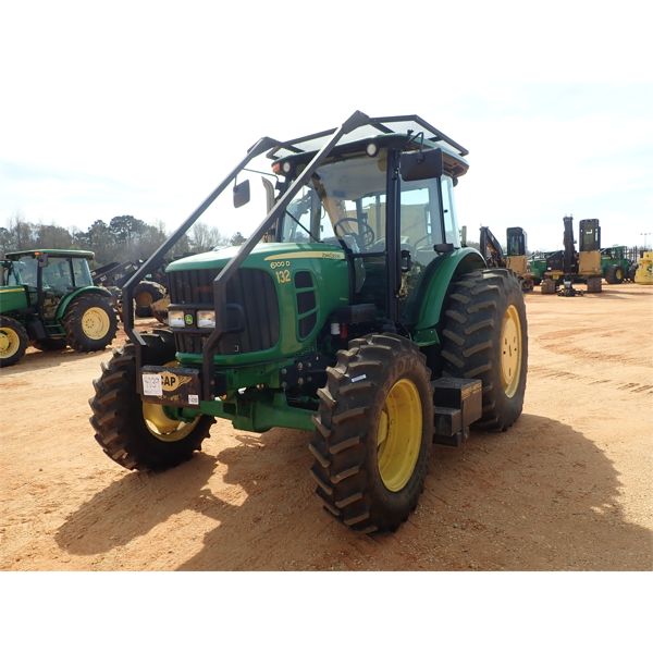 2011 JOHN DEERE 6100D Farm Tractor