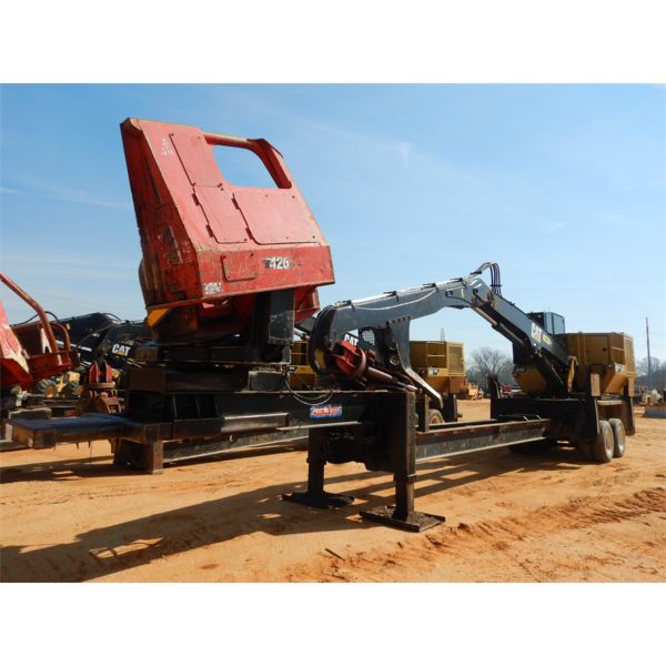 2015 CAT 559C Log Loader