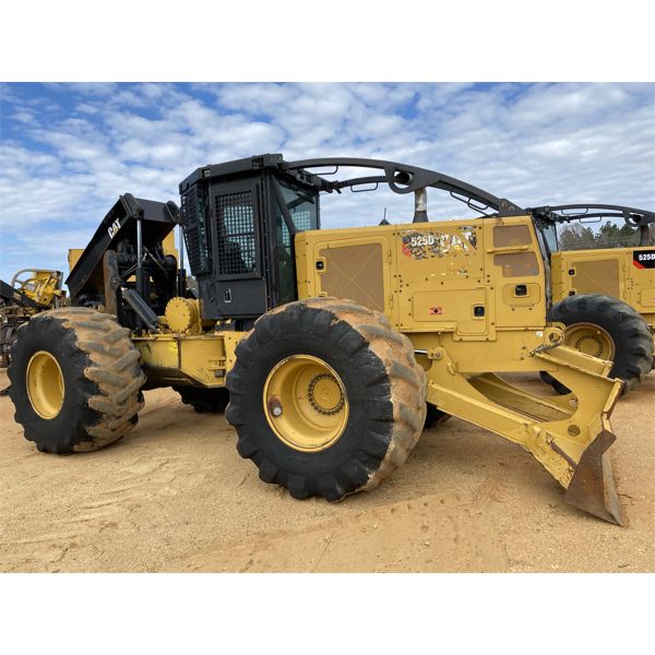 2015 CAT 525D Skidder