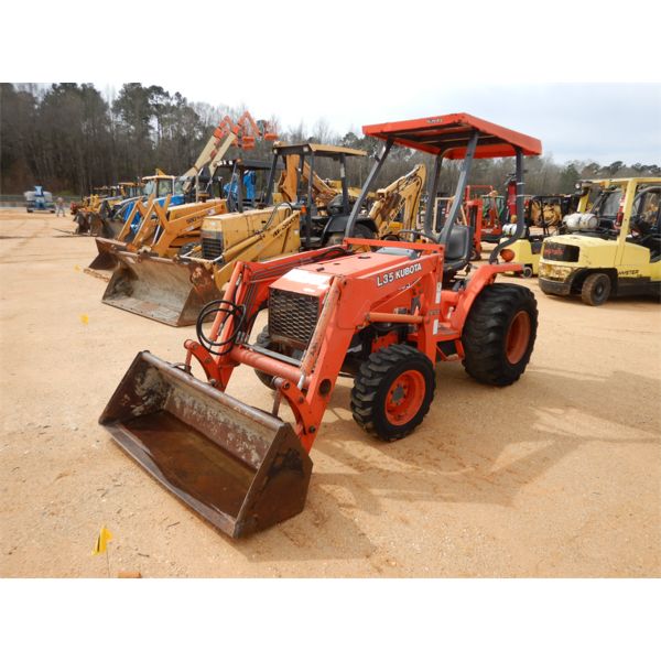KUBOTA L35 Backhoe