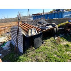 Truck Rear Axle, Selling Offsite: Located in Andalusia, AL