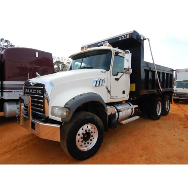 2010 MACK GU713 Dump Truck