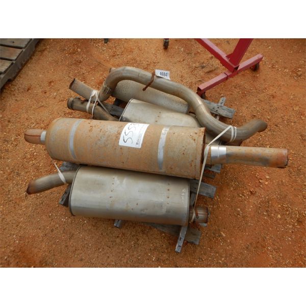 Truck tractor muffler