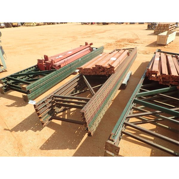 (1) pallet shelving rail w/support post