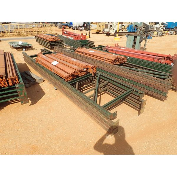 (1) pallet shelving rail w/support post