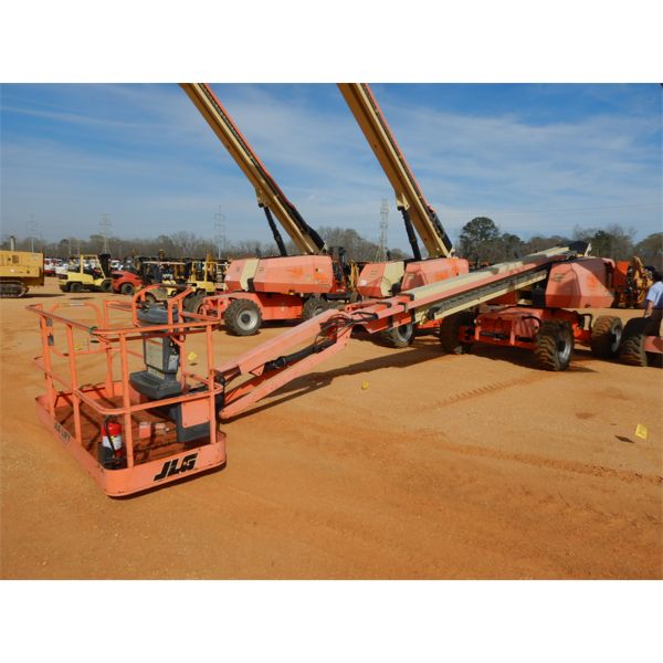 2011 JLG 660SJ Main Lift