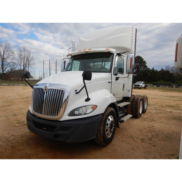 2013 INTERNATIONAL PROSTAR Day Cab Truck