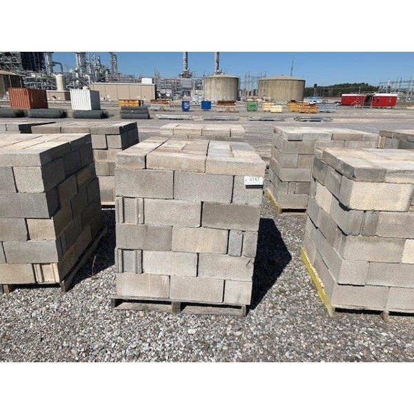2 pallets of approx. 75 standard core concrete blocks w/ approx. 15 pavers