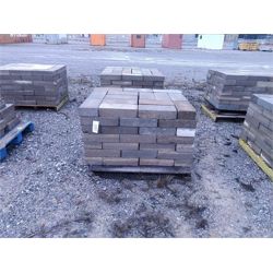 4 pallets w/ assorted concrete blocks