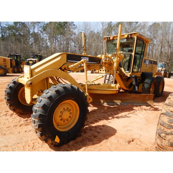 2005 CAT 140H Motor Grader