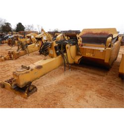 2010 CAT TS180 Pull Scraper