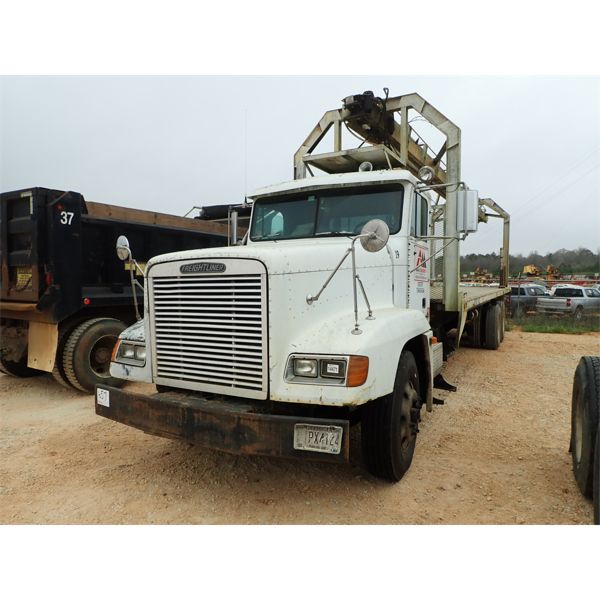 1995 FREIGHTLINER  Boom / Crane Truck