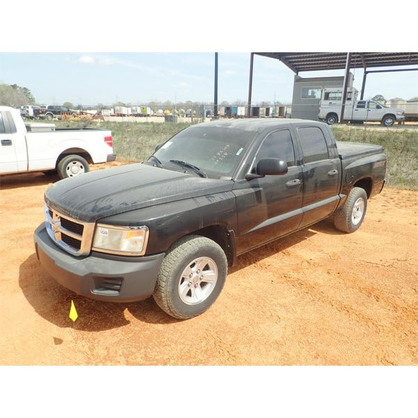 2008 DODGE DAKOTA SXT Pickup Truck