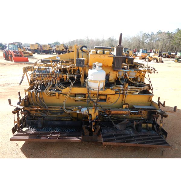 1988 LEEBOY L8000T Asphalt Paver - J.M. Wood Auction Company