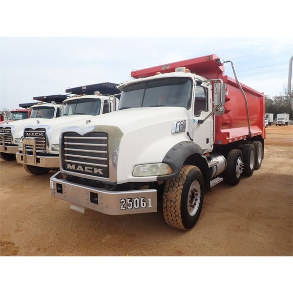 2007 MACK CTP713 Dump Truck