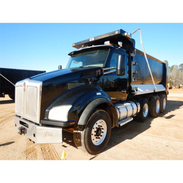 2015 KENWORTH T880 Dump Truck