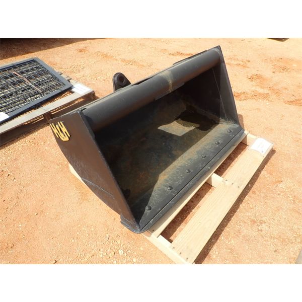 4' quick attach bucket