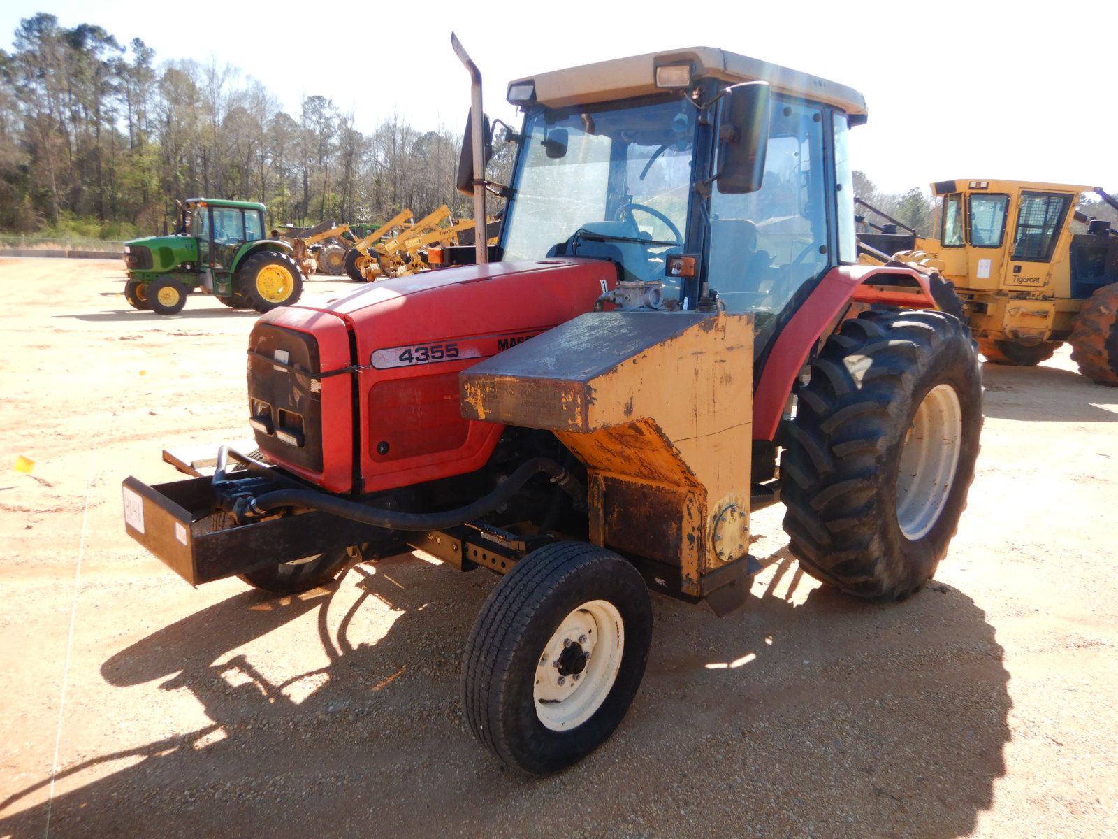 2003 MASSEY FERGUSON 4355 Farm Tractor - J.M. Wood Auction Company, Inc.