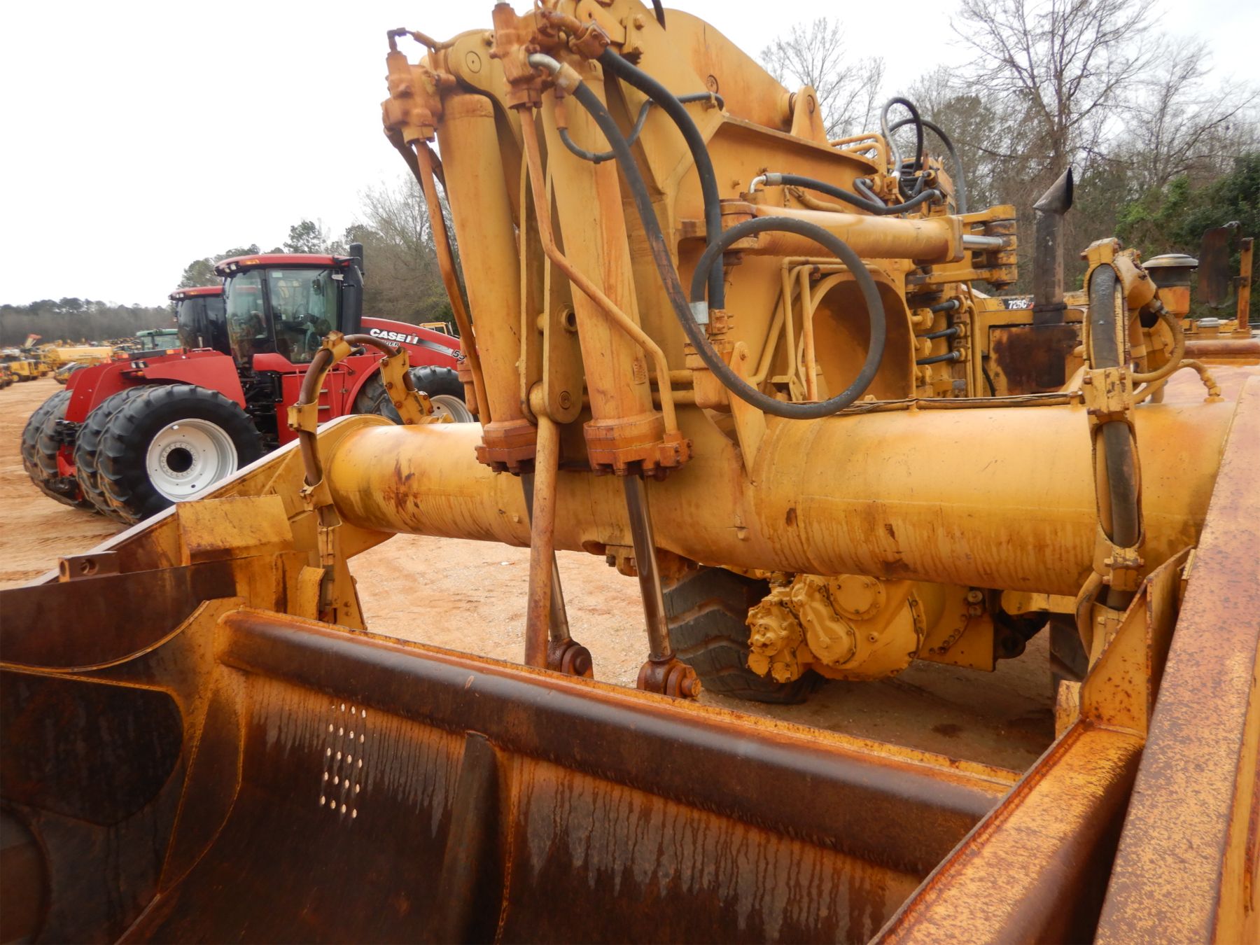 CAT 621B Motor Scraper - J.M. Wood Auction Company, Inc.