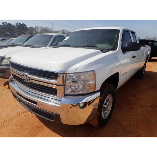 2010 CHEVROLET 2500 HD Pickup Truck