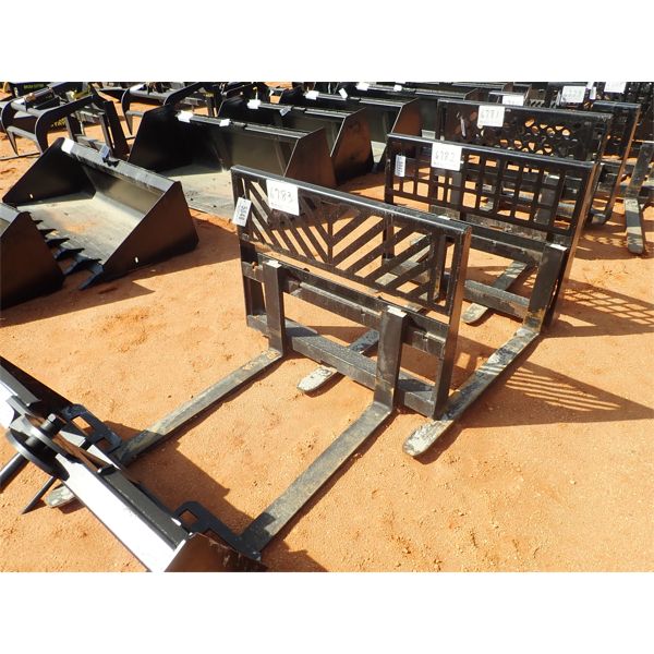 Fork attach, fits skid steer loader