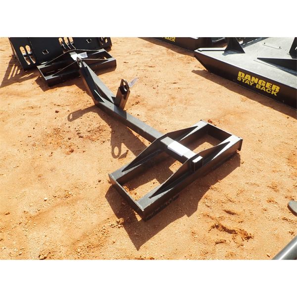 Curved boom lifting pole, fits skid steer loader