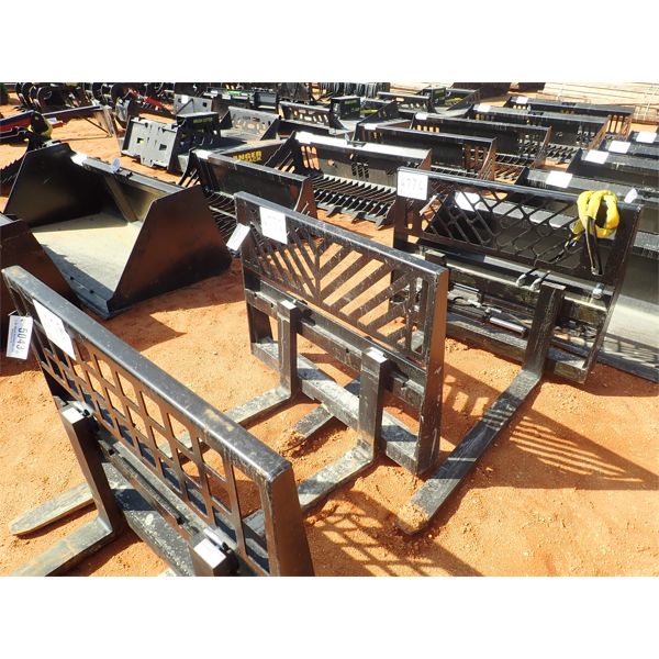 Fork attach, fits skid steer loader