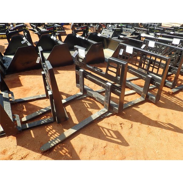 Fork attachment walk thru, fits skis steer loader