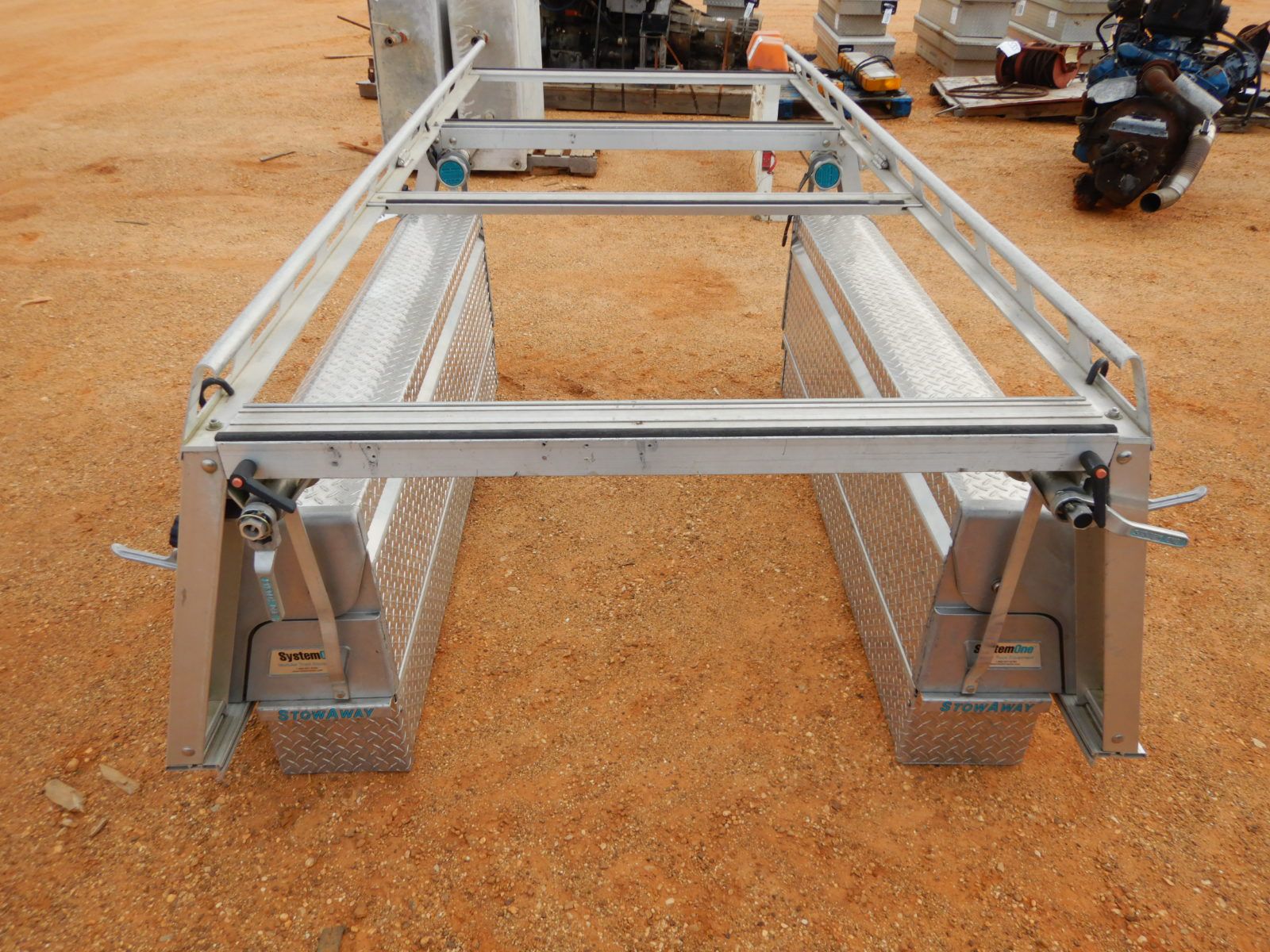 System One Tool Rack SYSTEM ONE aluminum tool boxes w/rack