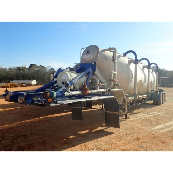 2007 TRAIL KING  Pneumatic / Dry Bulk Trailer