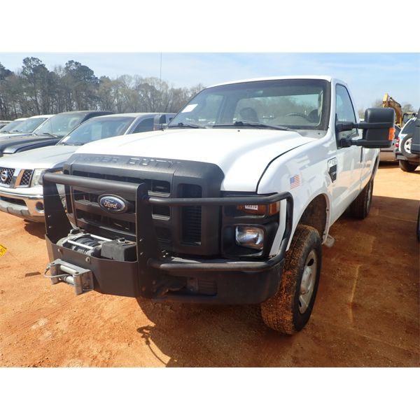 2010 FORD F250 XL Pickup Truck