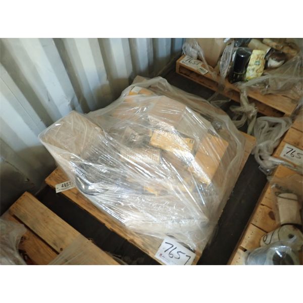 1 pallet misc filters (in container)