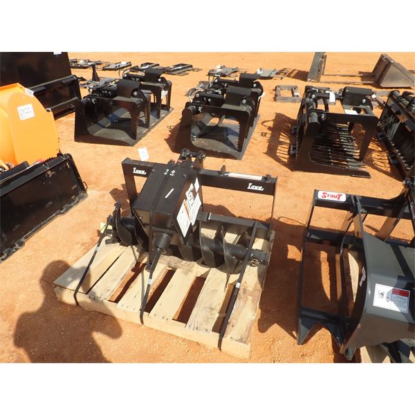 LOWE  10"  hyd auger, fits skid steer loader