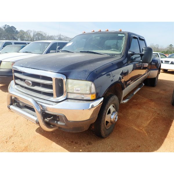 2004 FORD F350 LARIAT Pickup Truck