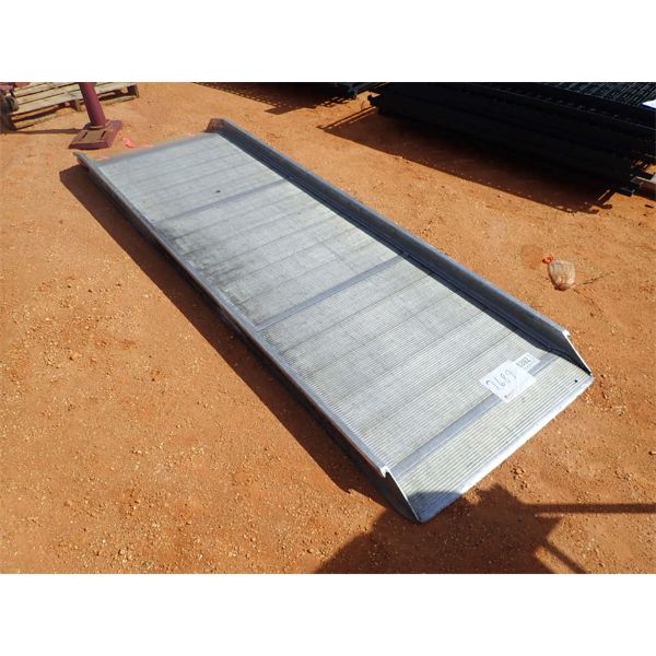 10' aluminum loading ramp