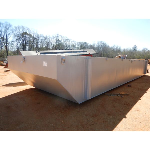 Barge - bottom 40', top 43', 3 baffles, 4 manholes w/gasket-leak proof