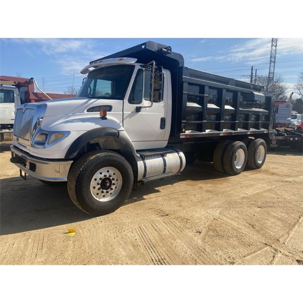 2007 INTERNATIONAL 7600 Dump Truck