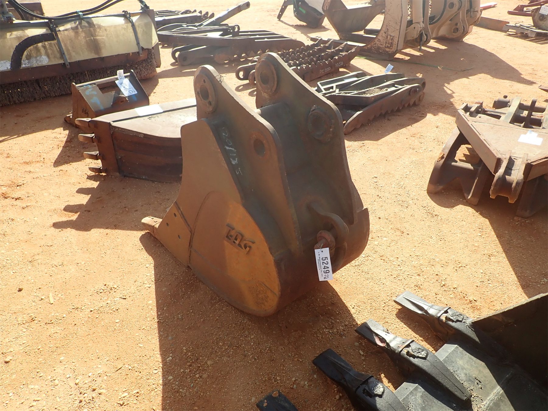 24" tag bucket J.M. Wood Auction Company, Inc.