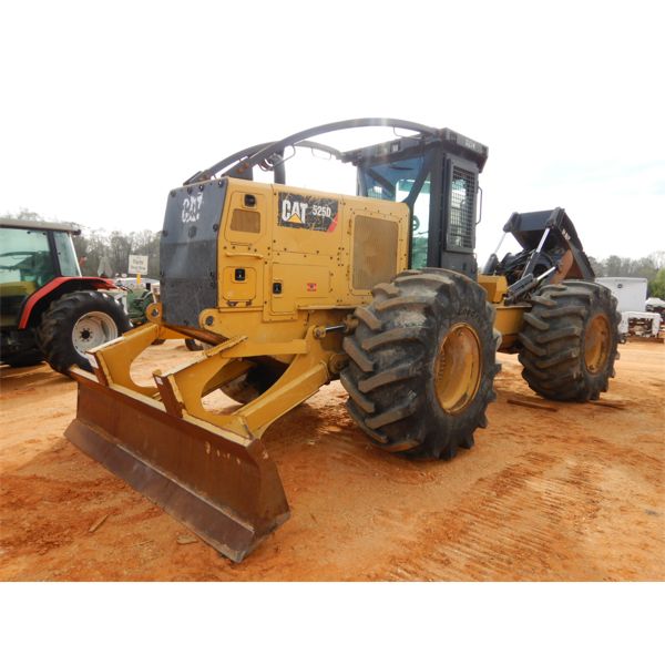 2015 CAT 525D Skidder