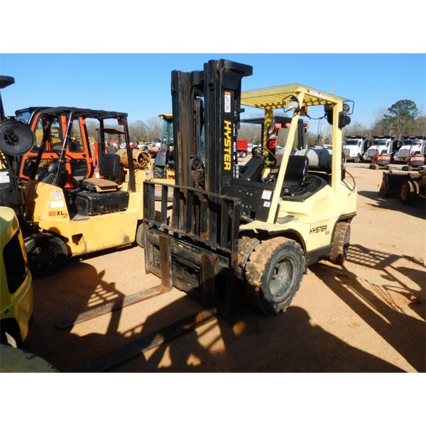HYSTER H80XM Forklift - Mast