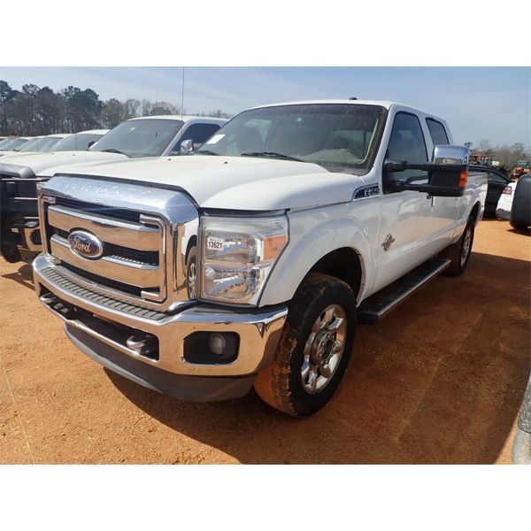 2011 FORD F250 LARIAT Pickup Truck