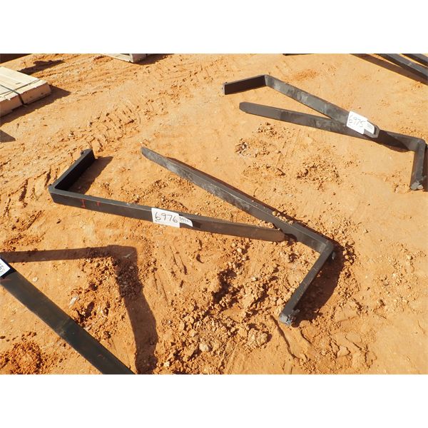 5' blades , fits forklift