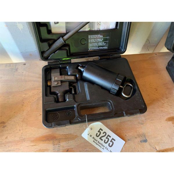 SKF 226400 "E" OIL INJECTOR