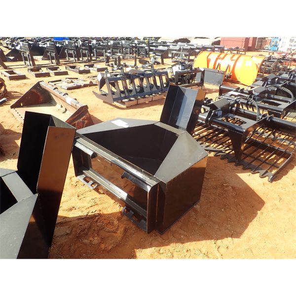 Concrete bucket, fits skid steer loader 