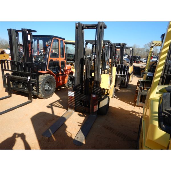 HYSTER S80XLBCS Forklift - Mast