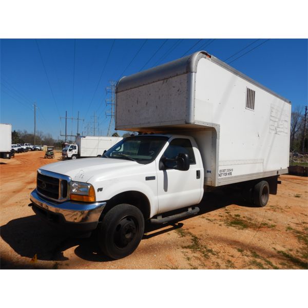 2002 FORD F550 Box Truck