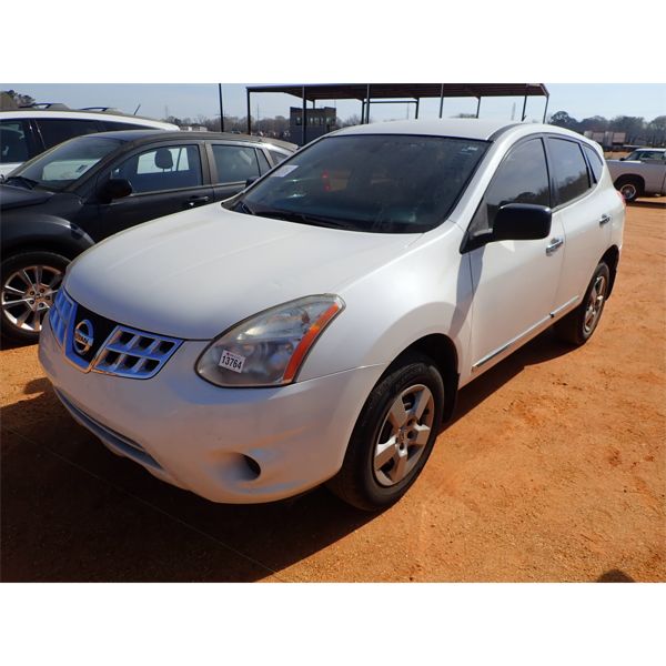 2013 NISSAN ROGUE SUV