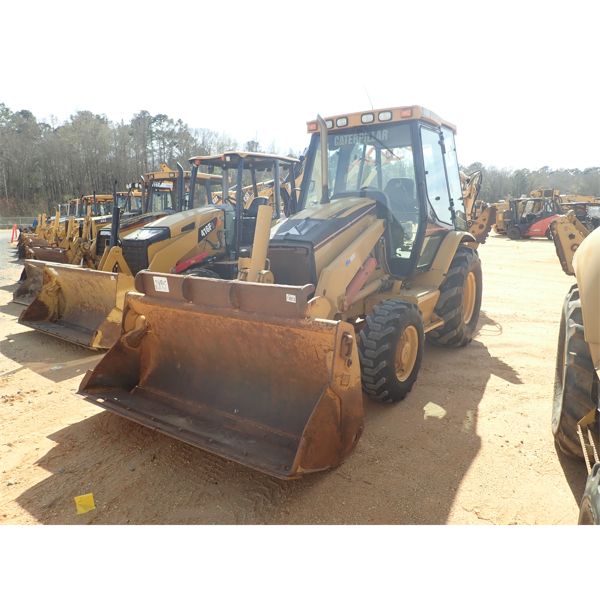 2005 CAT 420D Backhoe