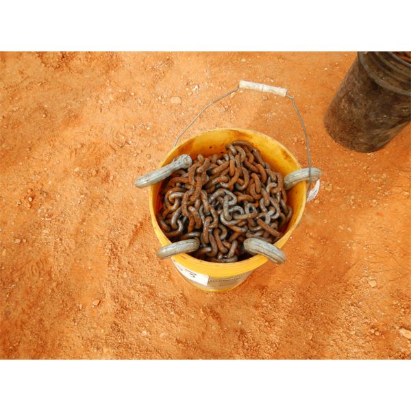 (1) bucket of chain